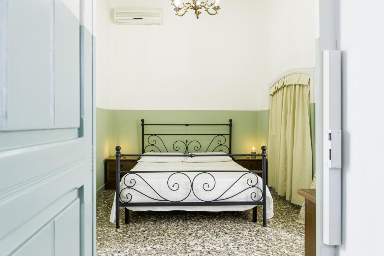 Bed and Breakfast Palazzo Dante à Alliste Extérieur photo