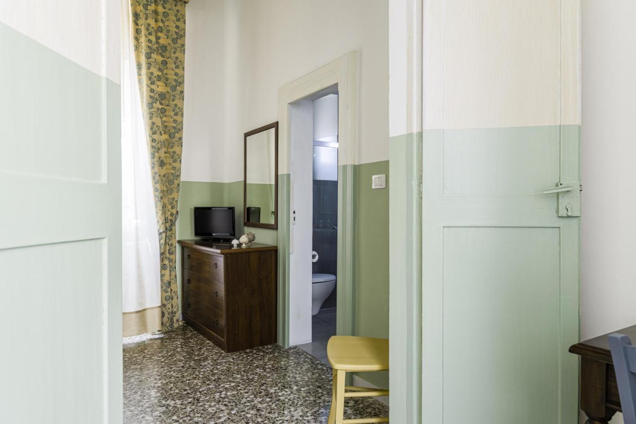 Bed and Breakfast Palazzo Dante à Alliste Extérieur photo