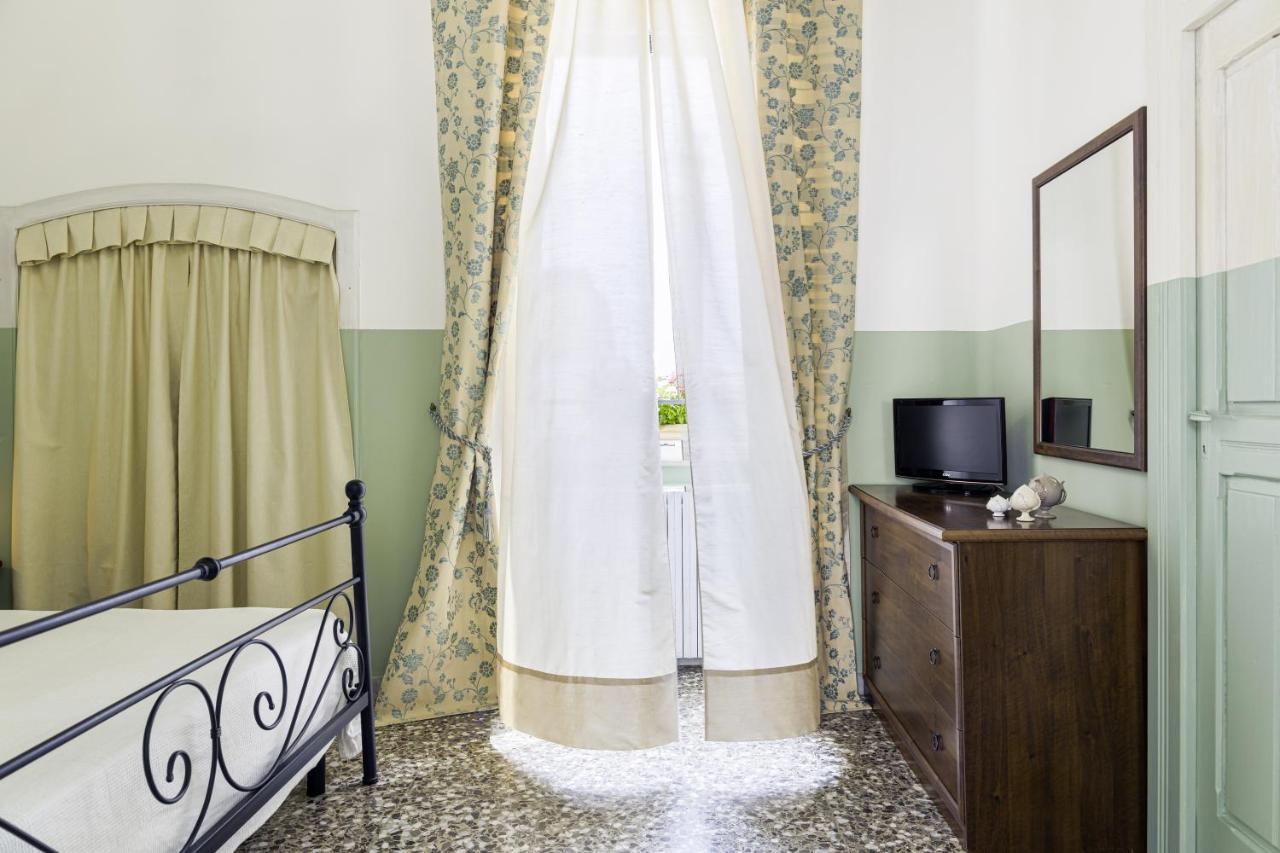 Bed and Breakfast Palazzo Dante à Alliste Extérieur photo