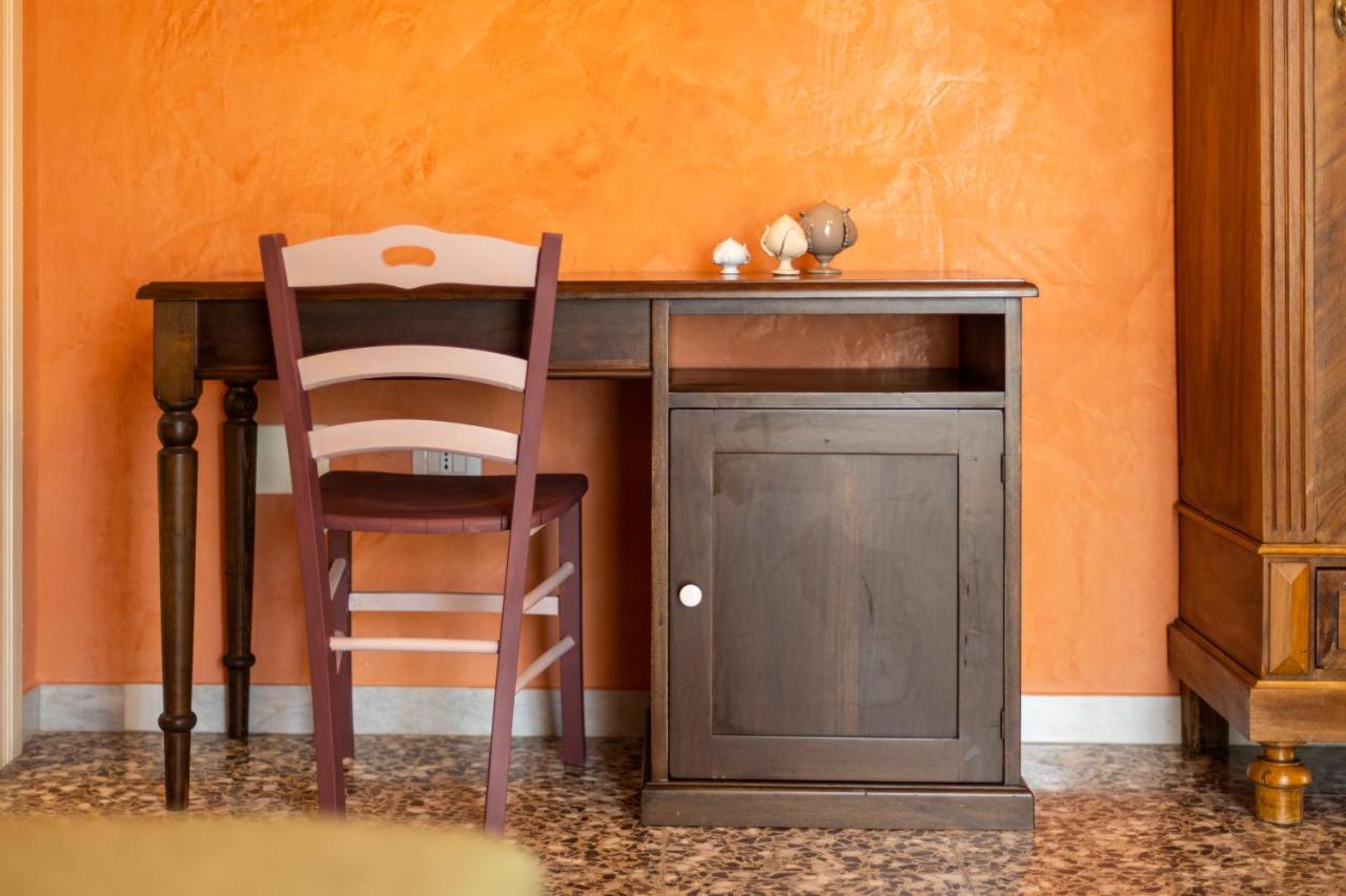 Bed and Breakfast Palazzo Dante à Alliste Extérieur photo